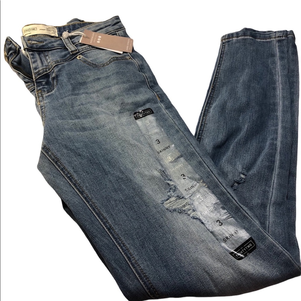Ardene Eighty Two denim distressed jeans NWT skinny sizec3